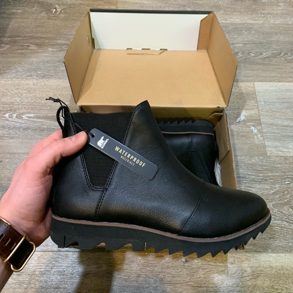 sorel harlow chelsea boot